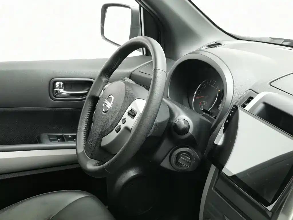 Nissan X-Trail 2013 — фото 22
