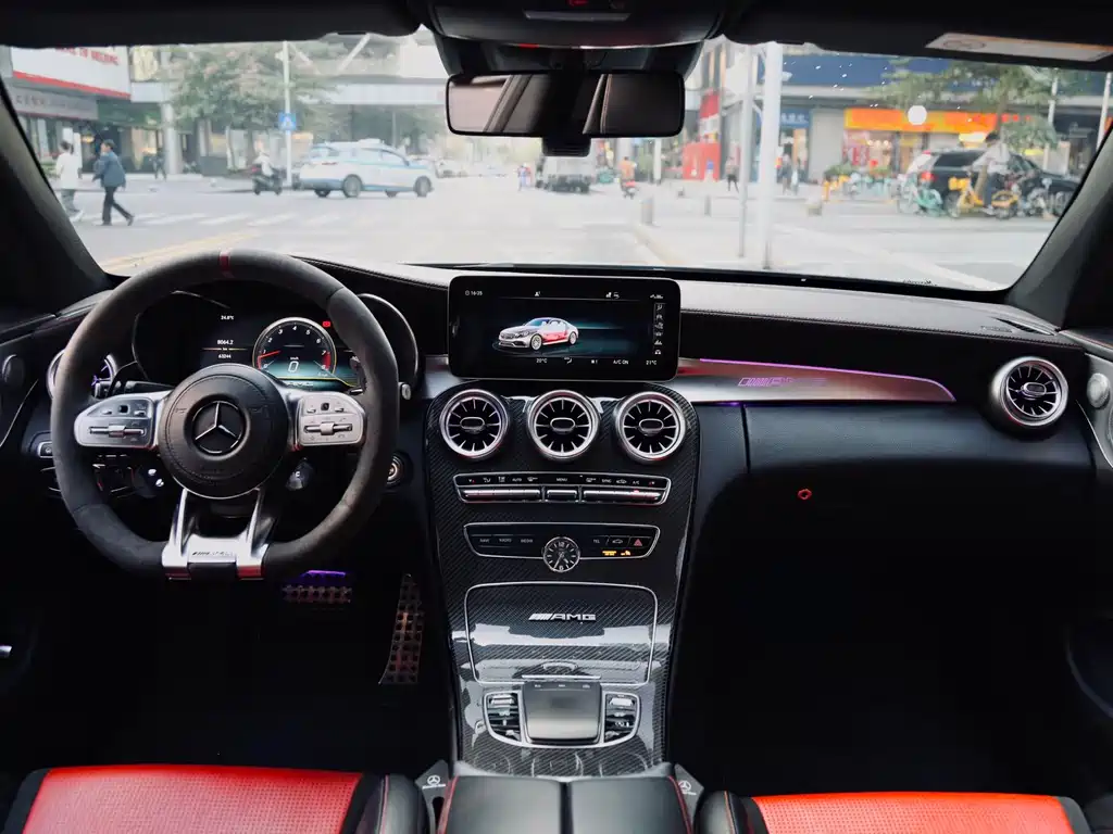 Mercedes-Benz C-Class AMG 2019 — фото 16