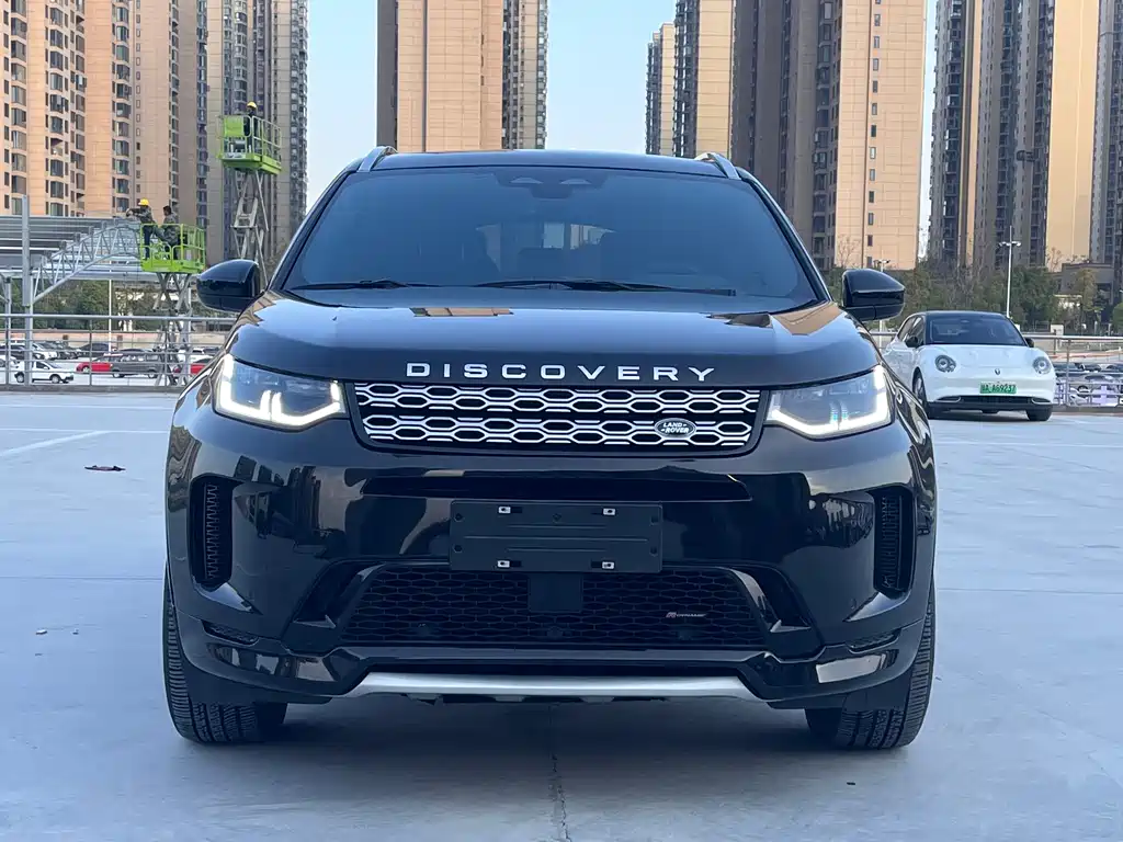 Land Rover Discovery Sport 2023 — фото 2