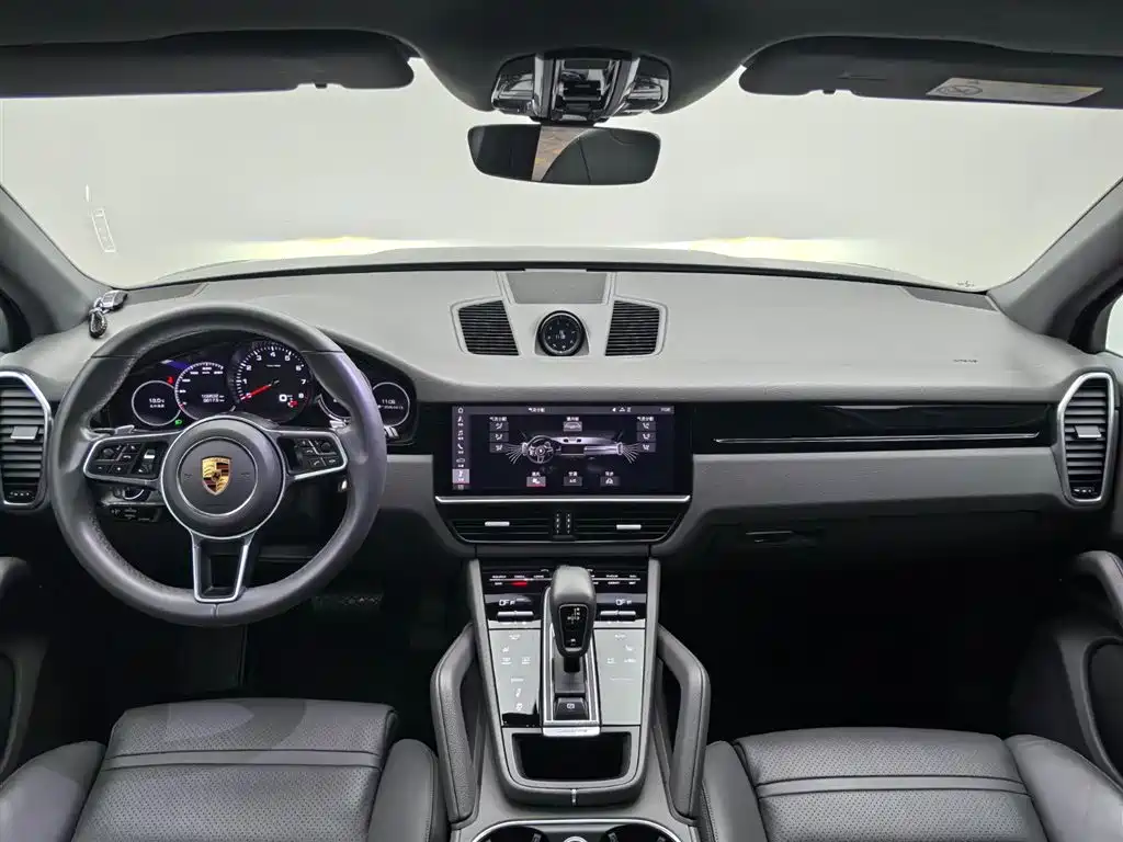 Porsche Cayenne 2018 — фото 12