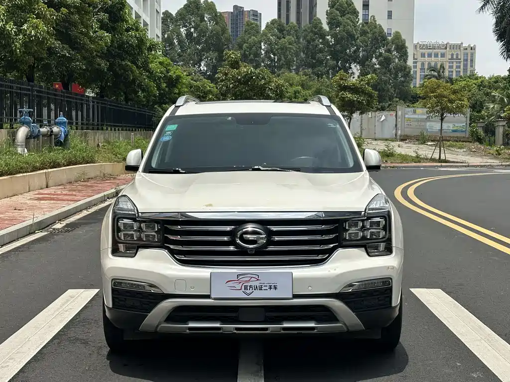 GAC Motor Trumpchi GS8 2017 — фото 3