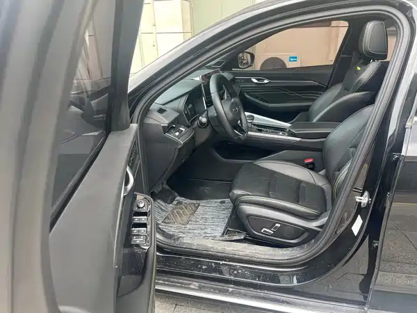 Geely Xingrui 2023