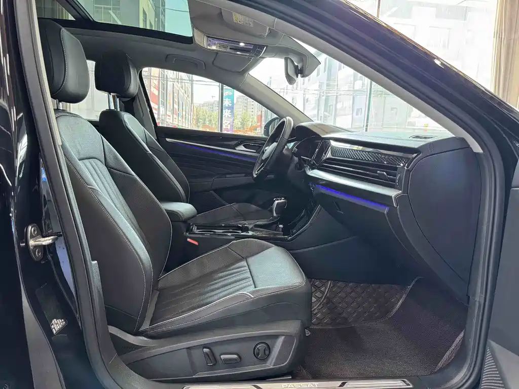 Volkswagen Passat 2023