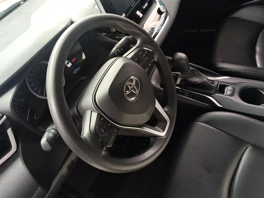 Toyota Corolla 2019 — фото 15