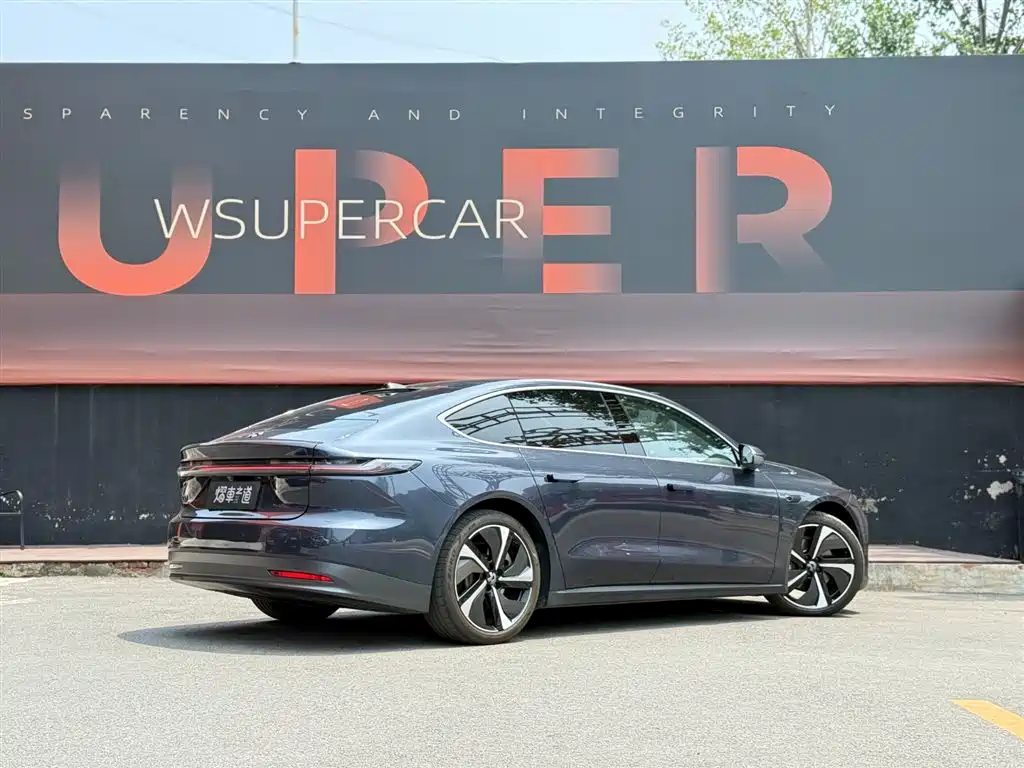 NIO ET7 2022