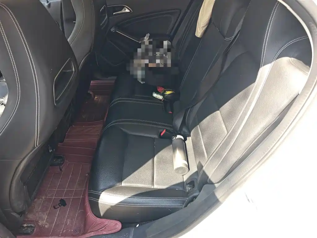 Mercedes-Benz GLA 2018 — фото 15