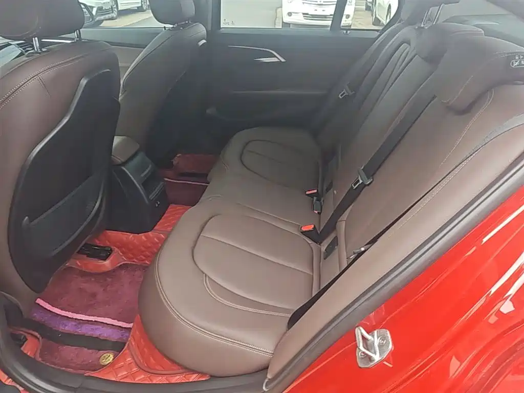 BMW 1 Series 2020 — фото 17