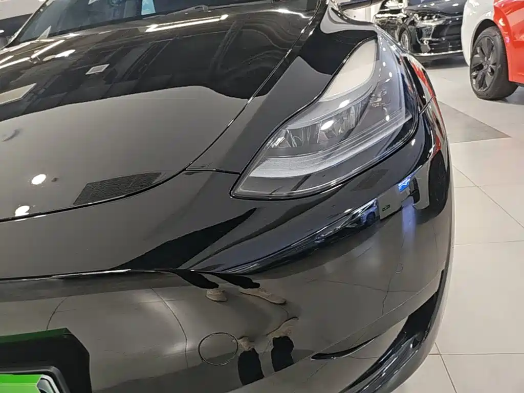 Tesla Model Y 2023 — фото 24