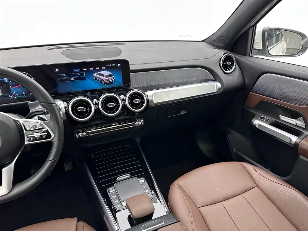 Mercedes-Benz GLB 2023 — фото 14