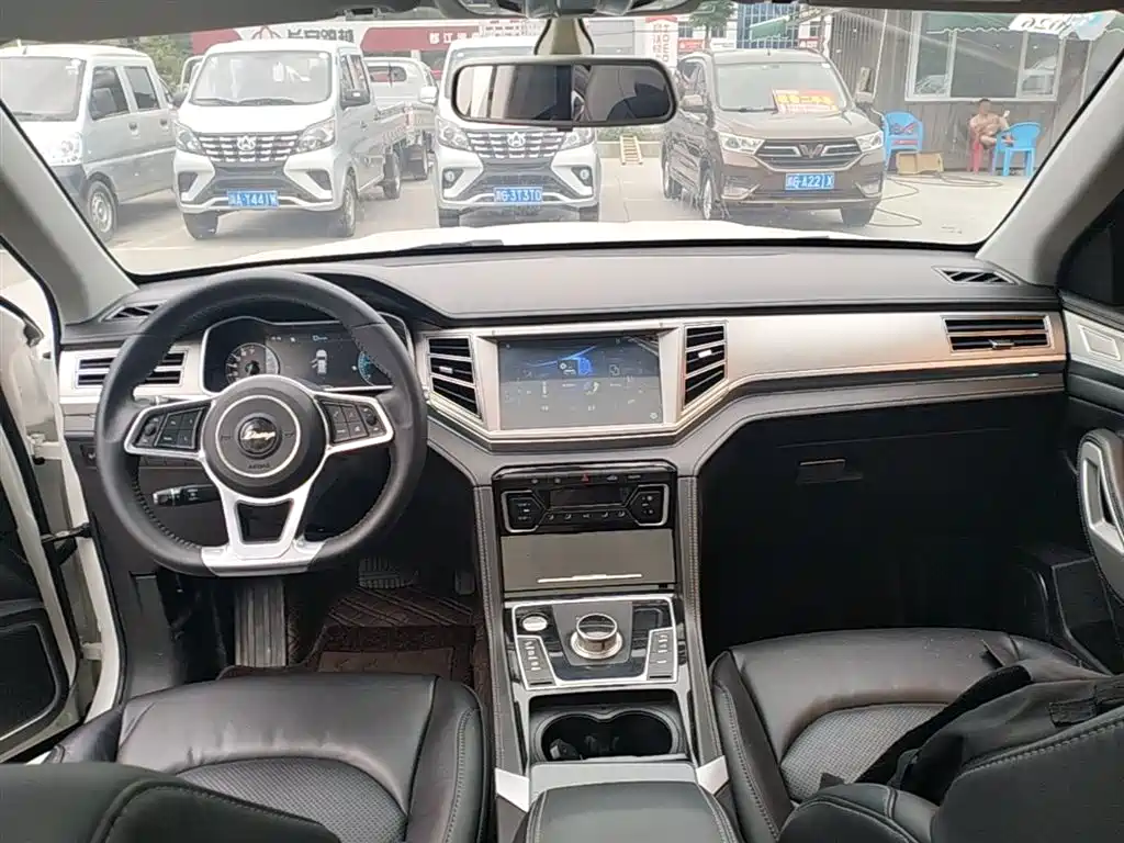 Zotye X7 2018 — фото 10