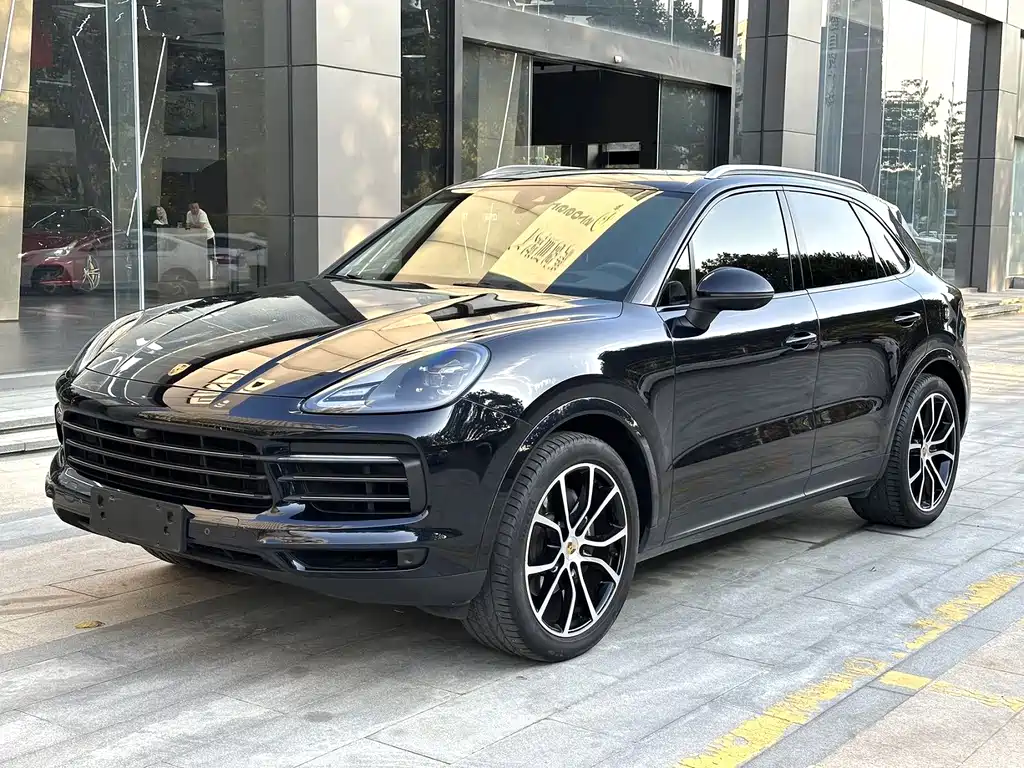 Porsche Cayenne 2023