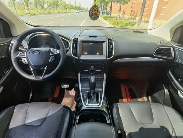 Ford Edge 2016