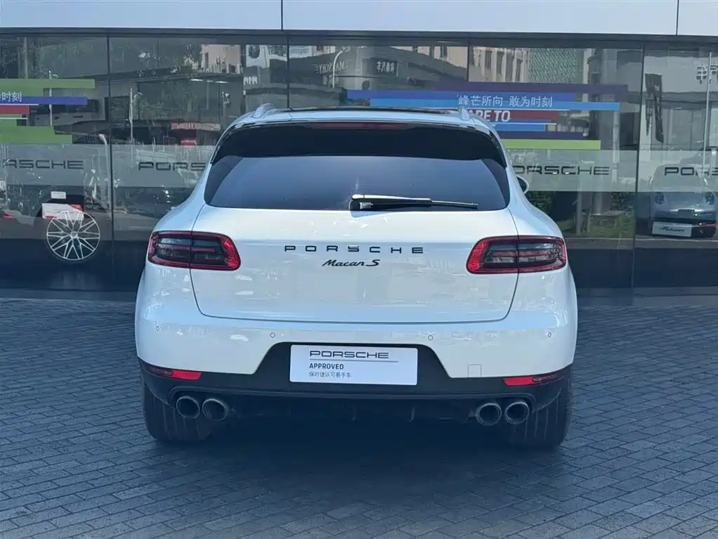 Porsche Macan 2016