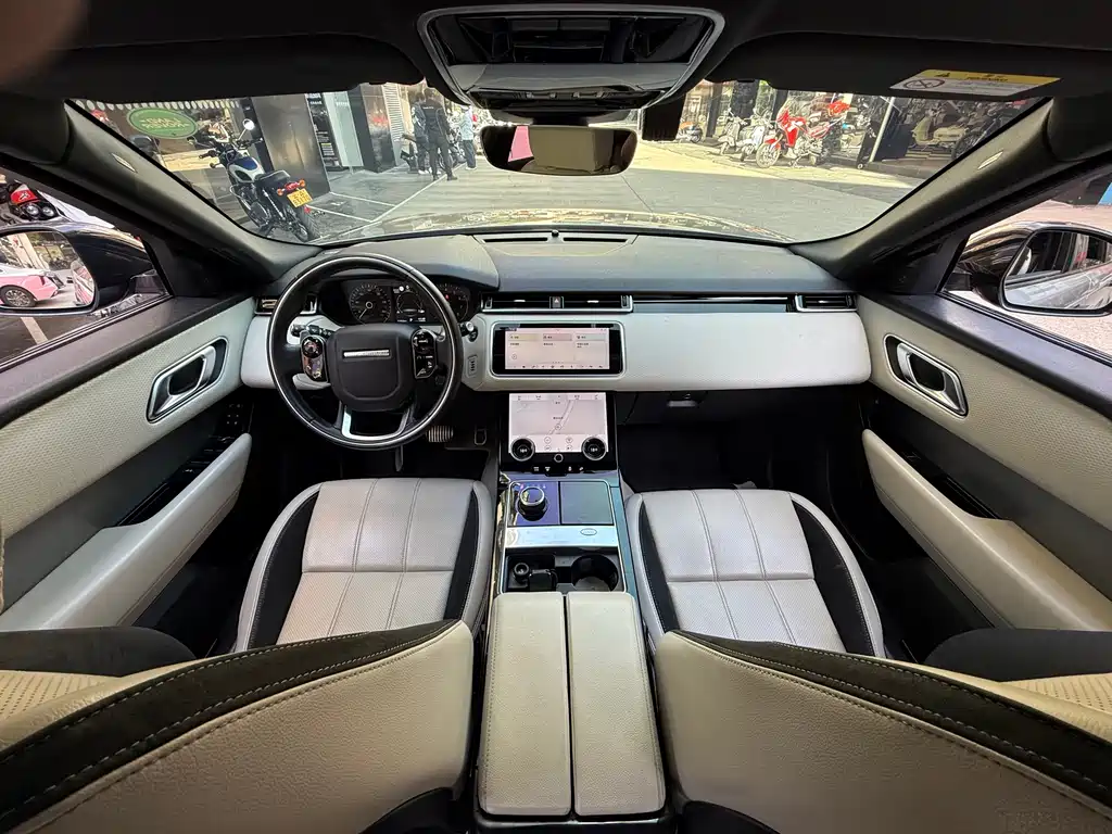 Land Rover Velar 2021 — фото 15