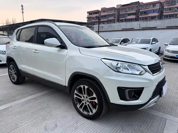 BAIC Shenbao X35 2016