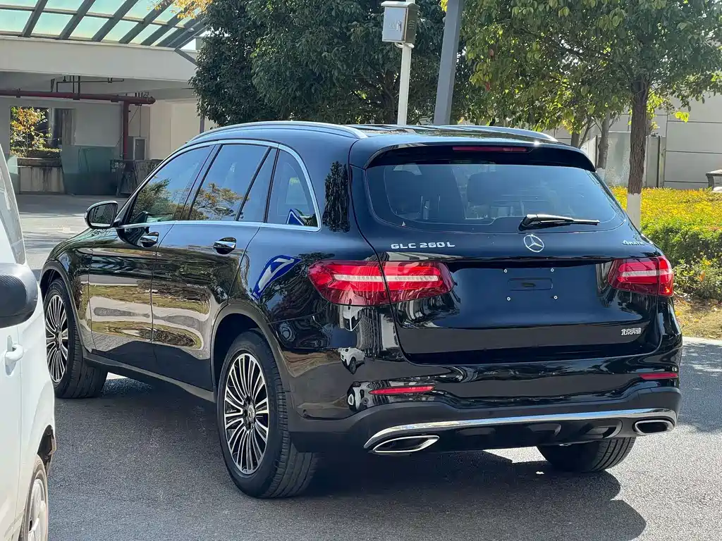 Mercedes-Benz GLC 2017 — фото 4
