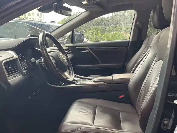 Lexus RX 2020