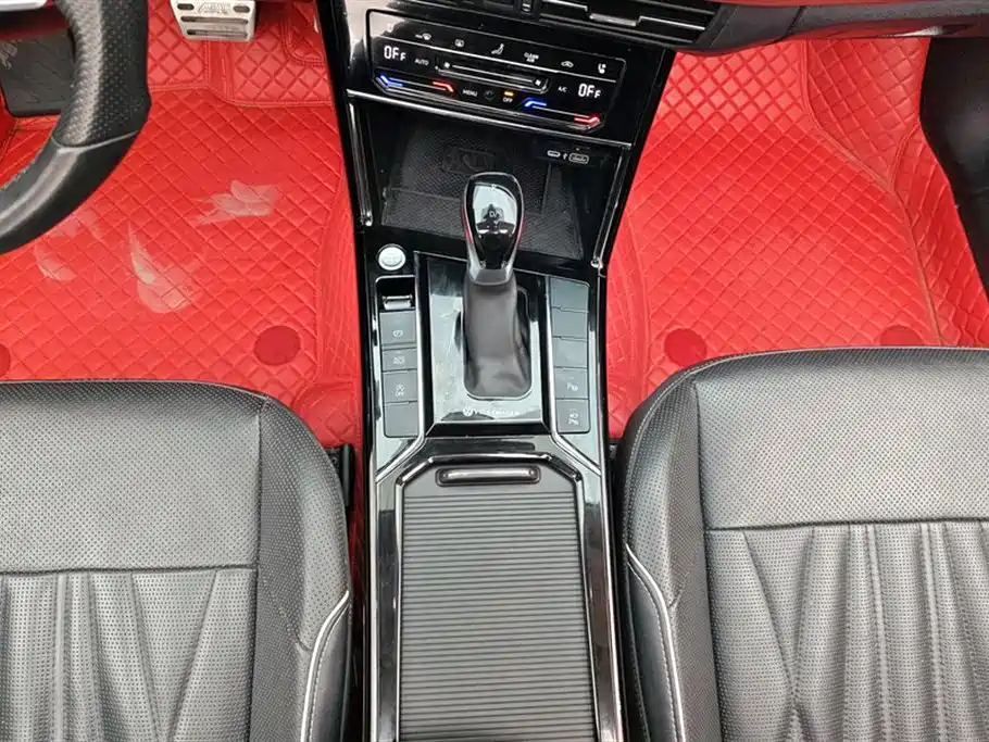 Volkswagen Passat 2023 — фото 16