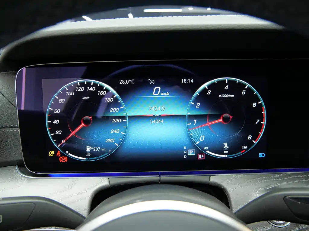 Mercedes-Benz CLS 2021 — фото 14