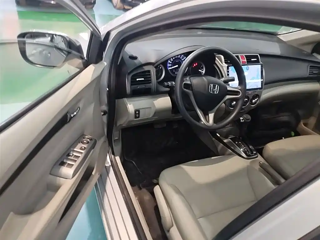 Honda City Classic 2014 — фото 16