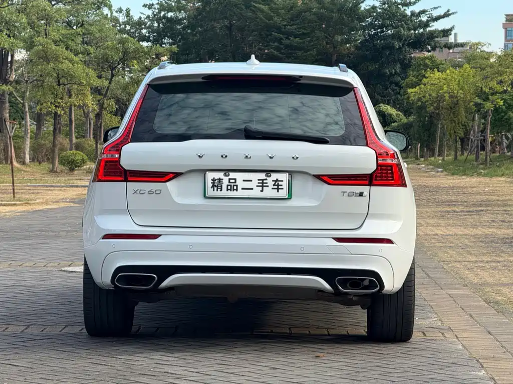 Volvo XC60 PHEV 2020 — фото 4