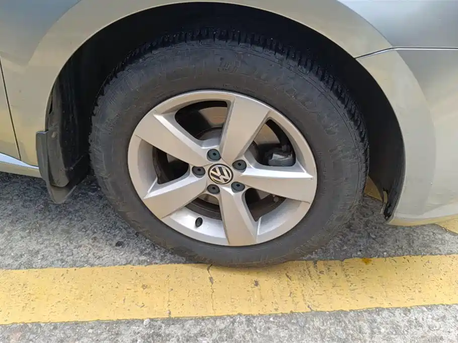 Volkswagen Gran Lavida 2015