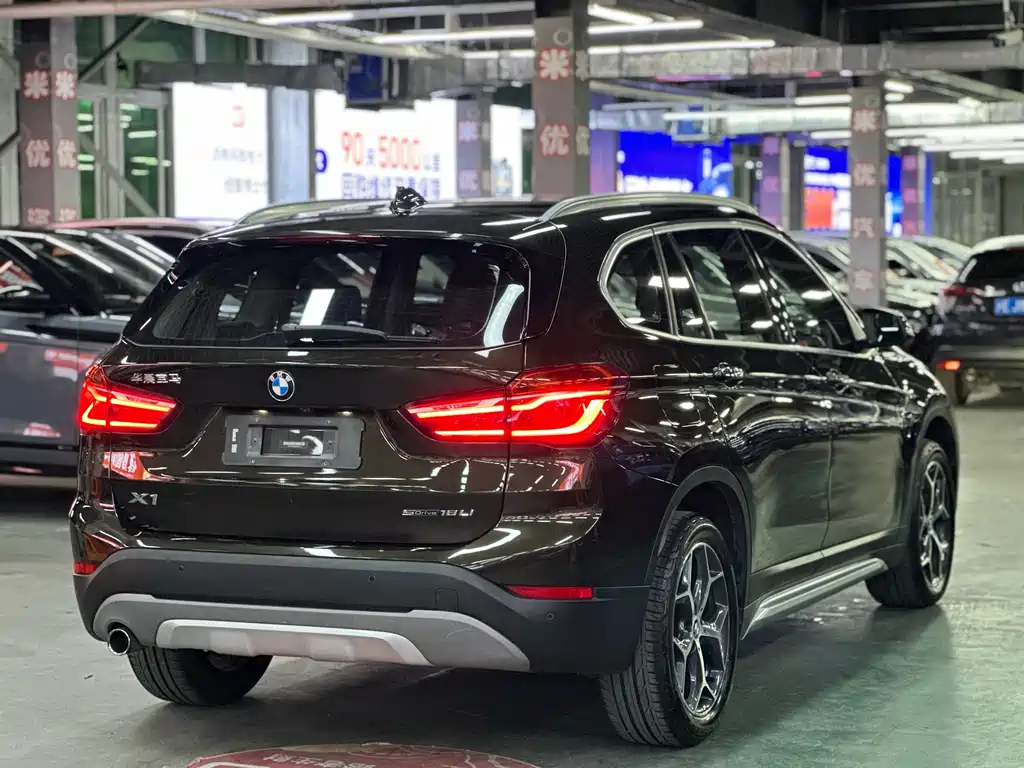 BMW X1 2018 — фото 7