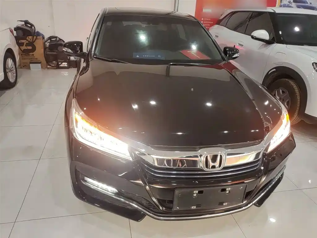 Honda Accord 2018 — фото 3
