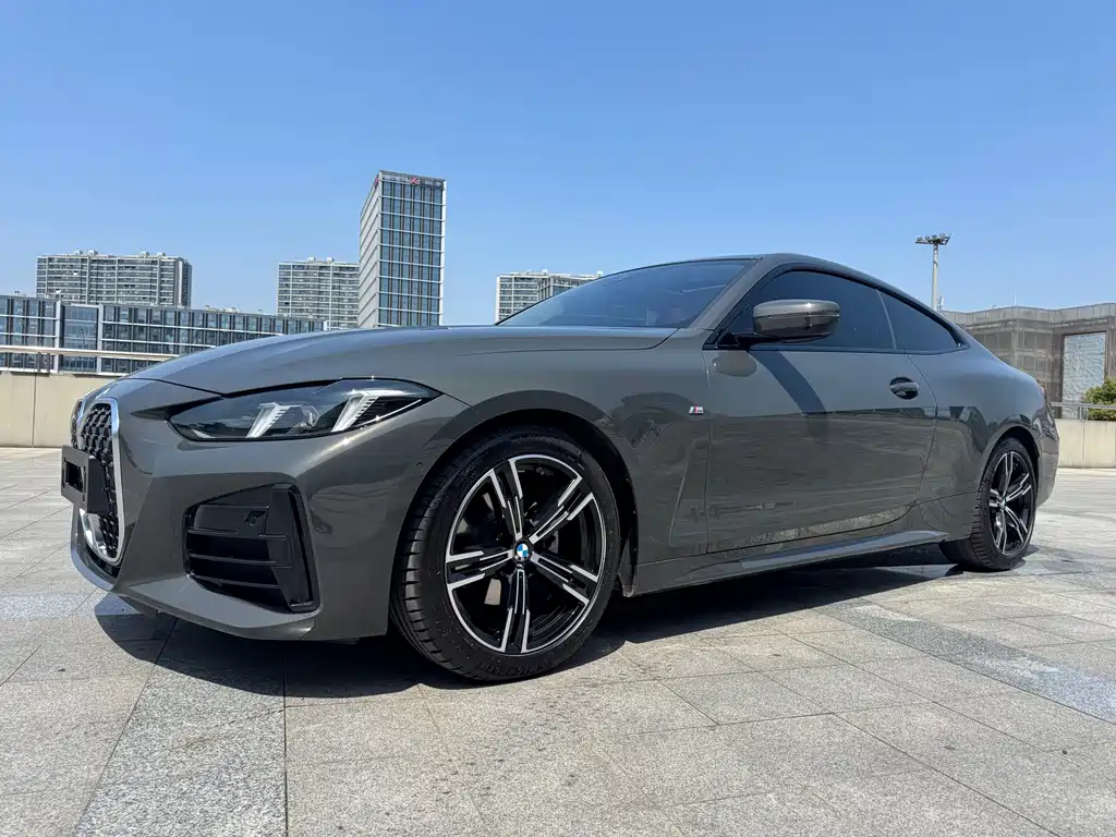 BMW 4 Series 2025 — фото 1