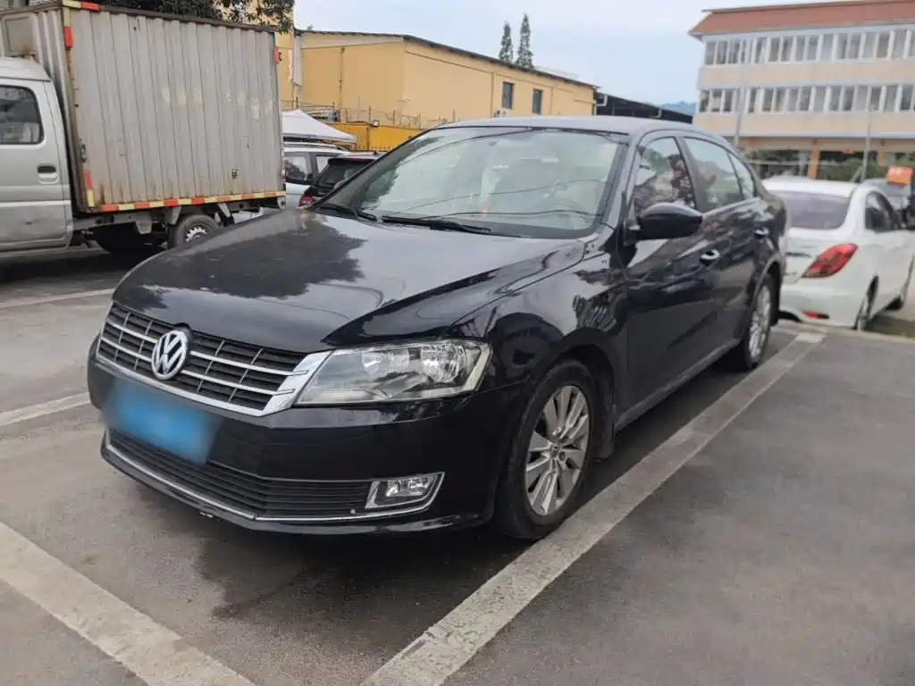 Volkswagen Lavida 2015