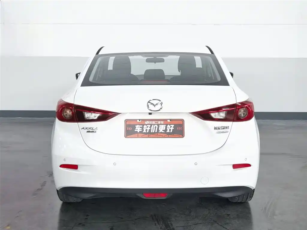 Mazda 3 Axela 2016 — фото 4