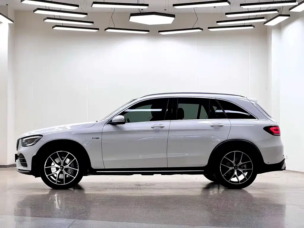 Mercedes-Benz GLC AMG 2020 — фото 4