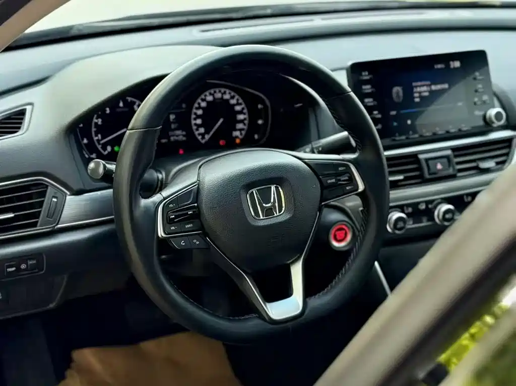 Honda Accord 2018 — фото 5