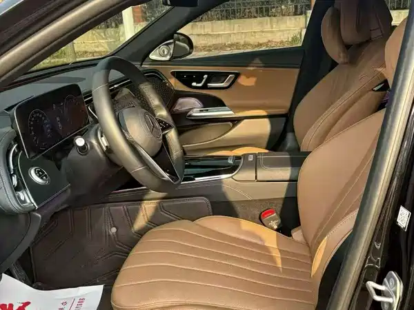 Mercedes-Benz E-Class 2024
