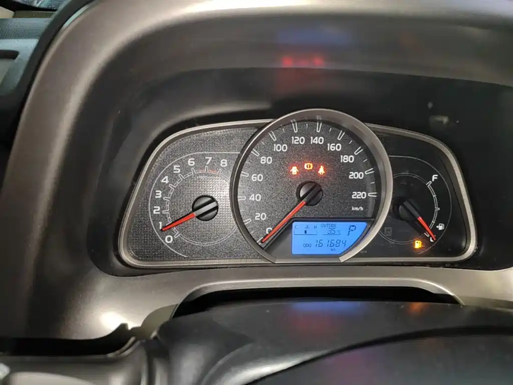 Toyota RAV4 2015 — фото 12