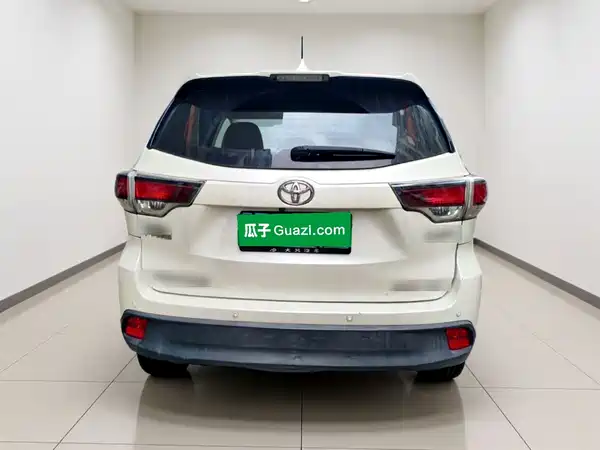 Toyota Highlander 2016
