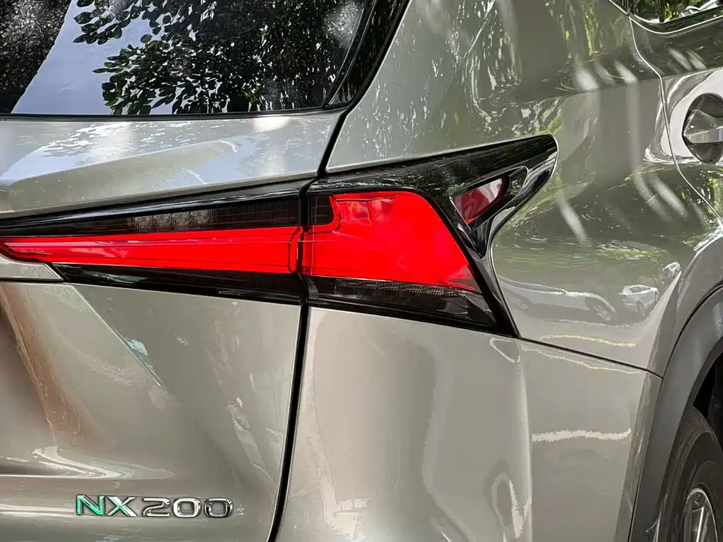 Lexus NX 2020