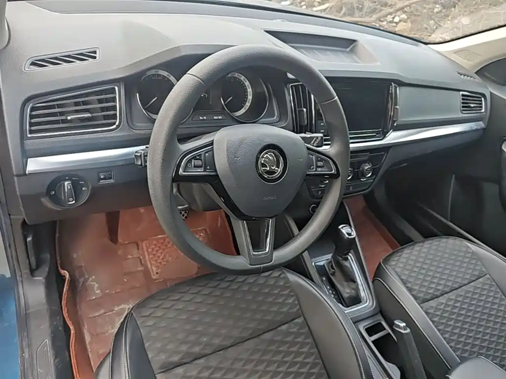 Skoda Kamiq 2019 — фото 10