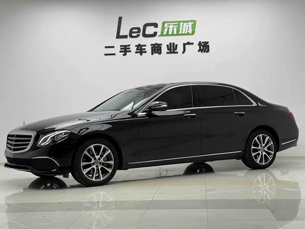 Mercedes-Benz E-Class 2019 — фото 1