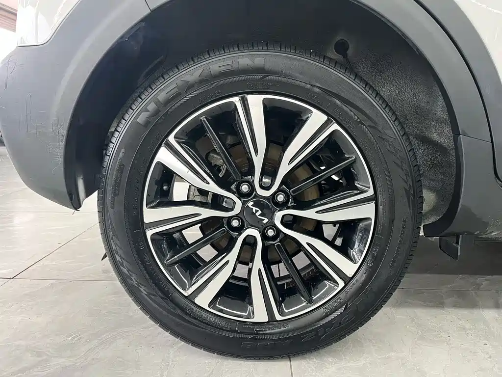 Kia KX1 2022 — фото 23