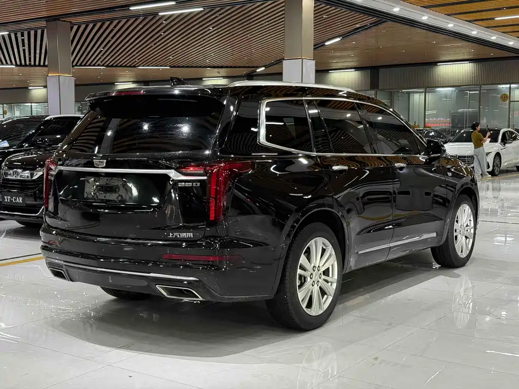 Cadillac XT6 2020 — фото 4
