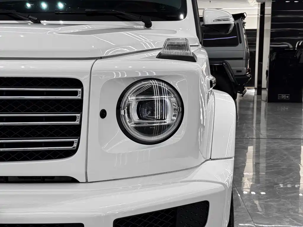 Mercedes-Benz G-Class 2023 — фото 6