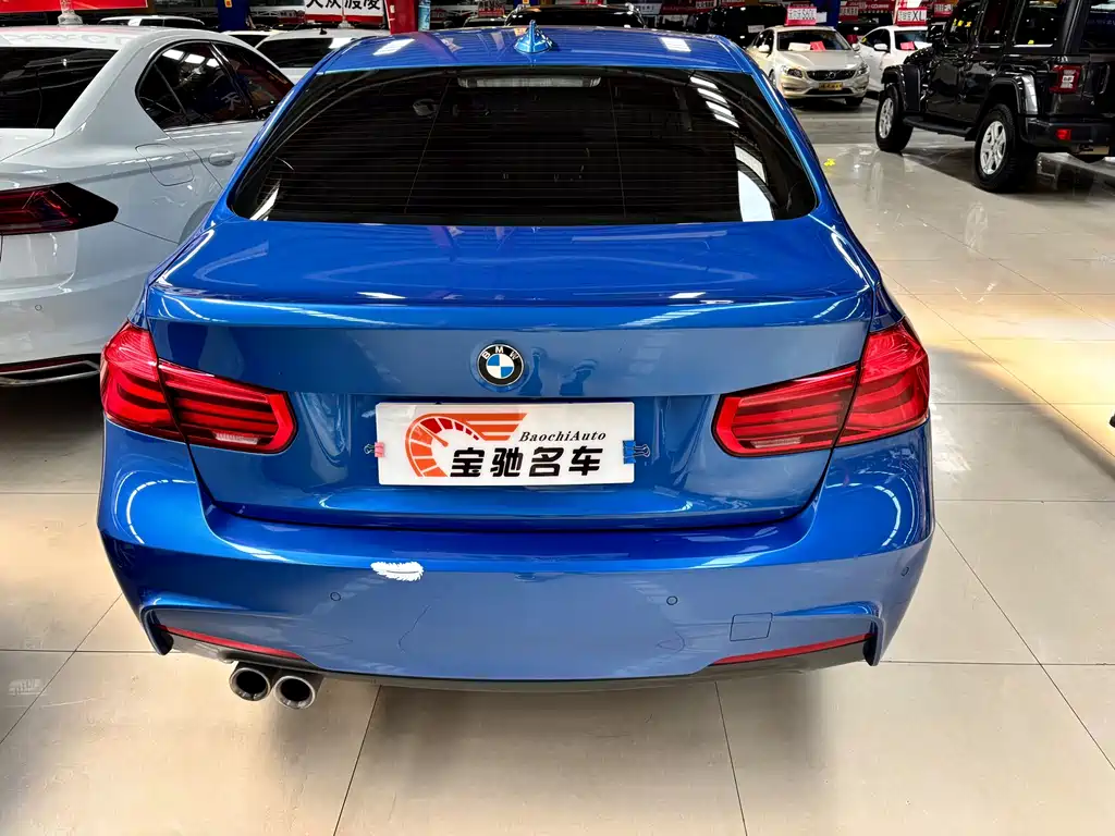 BMW 3 Series 2019 — фото 14