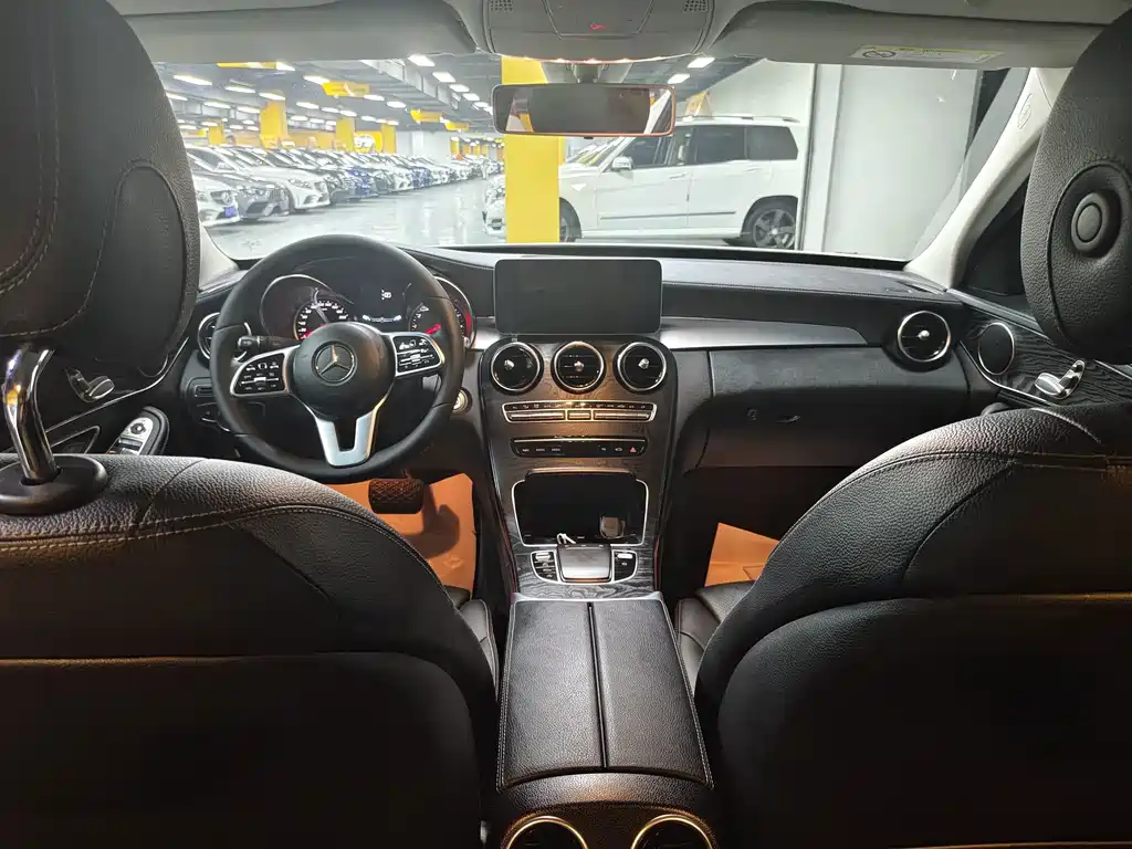 Mercedes-Benz C-Class 2019 — фото 7