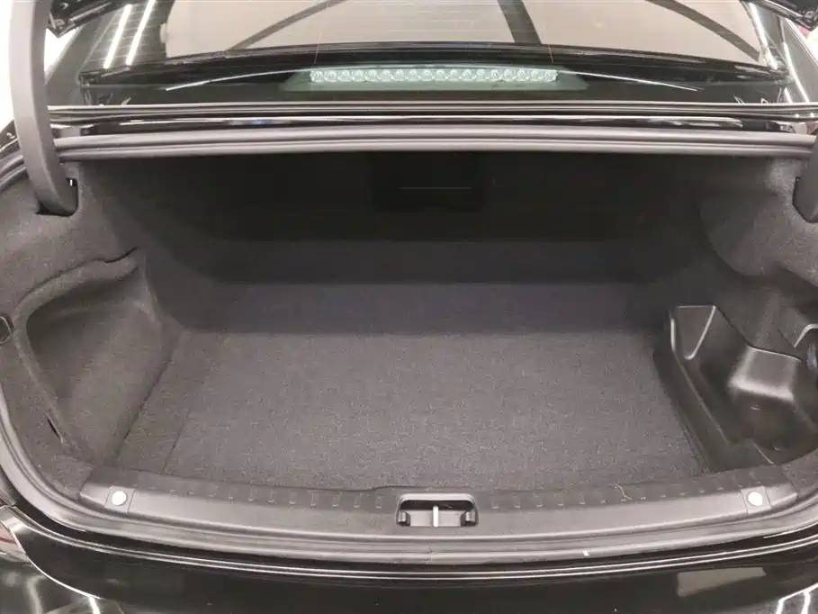 Volvo S90 PHEV 2021 — фото 17