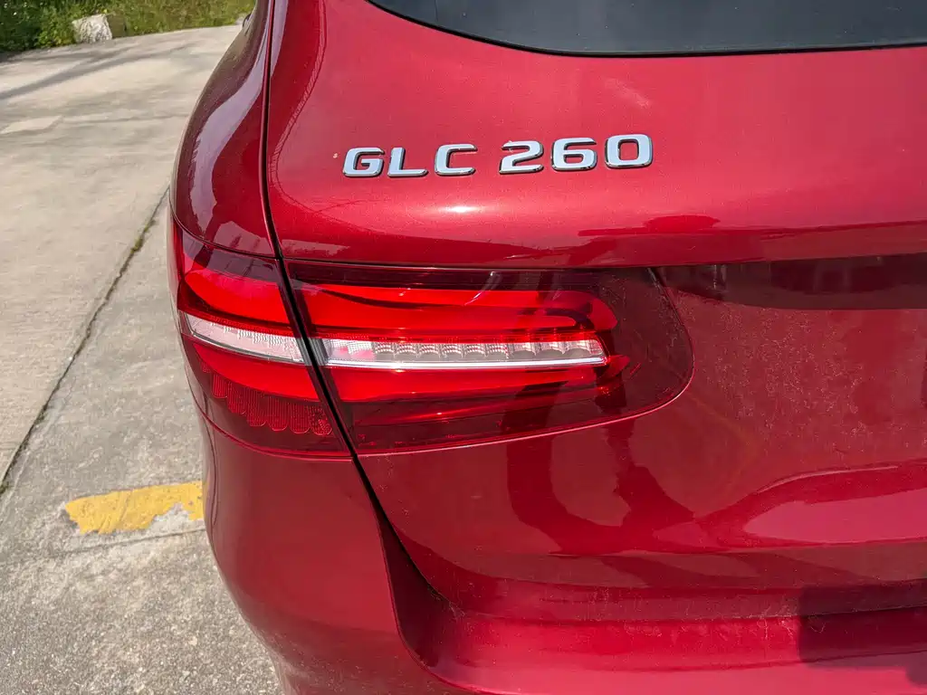 Mercedes-Benz GLC 2018 — фото 11