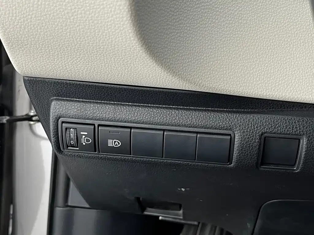 Toyota Corolla 2020 — фото 12