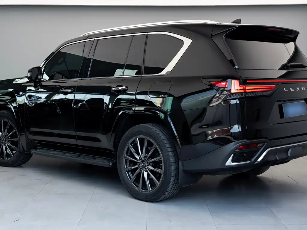 Lexus LX 2023 — фото 19