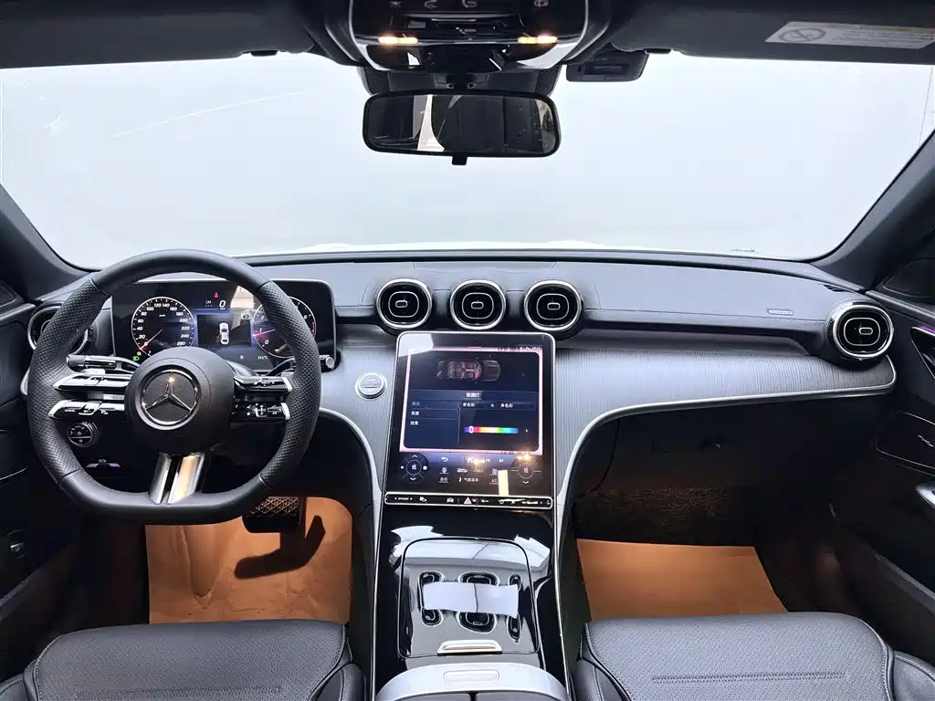 Mercedes-Benz C-Class 2023 — фото 9