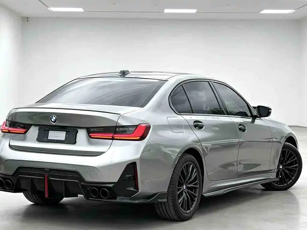 BMW 3 Series 2023 — фото 10